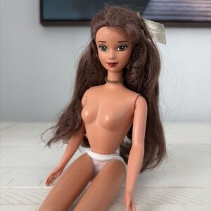 Disney Holiday Princess Belle Beauty and the Beast Enchanted Doll Vintage Barbie